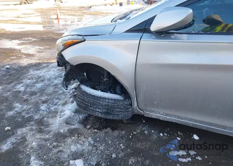 2014 Hyundai Elantra Se z USA, uszkodzony, nr VIN KMHDH4AE6EU084106